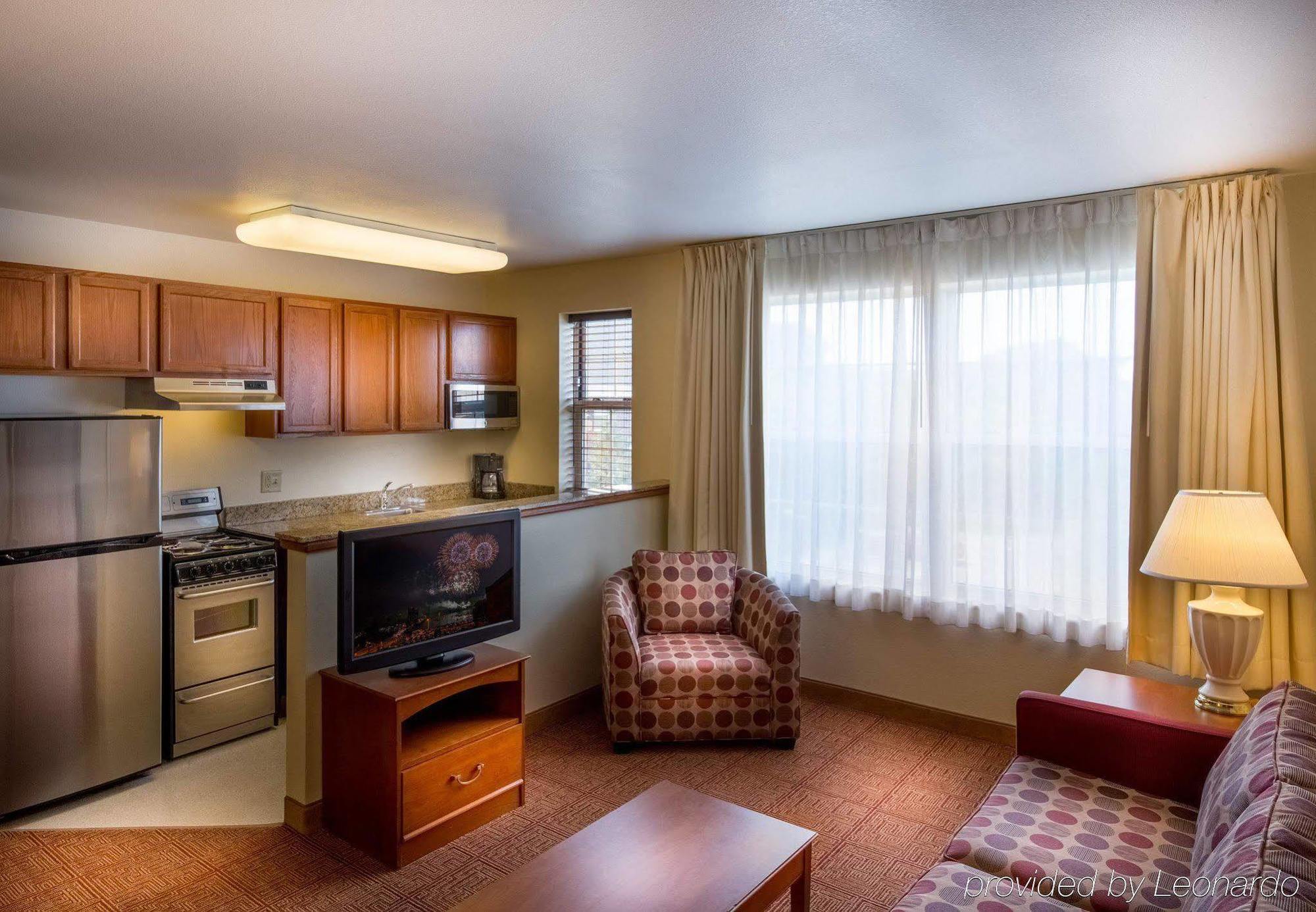 Towneplace Suites Minneapolis West/St. Louis Park Exterior photo
